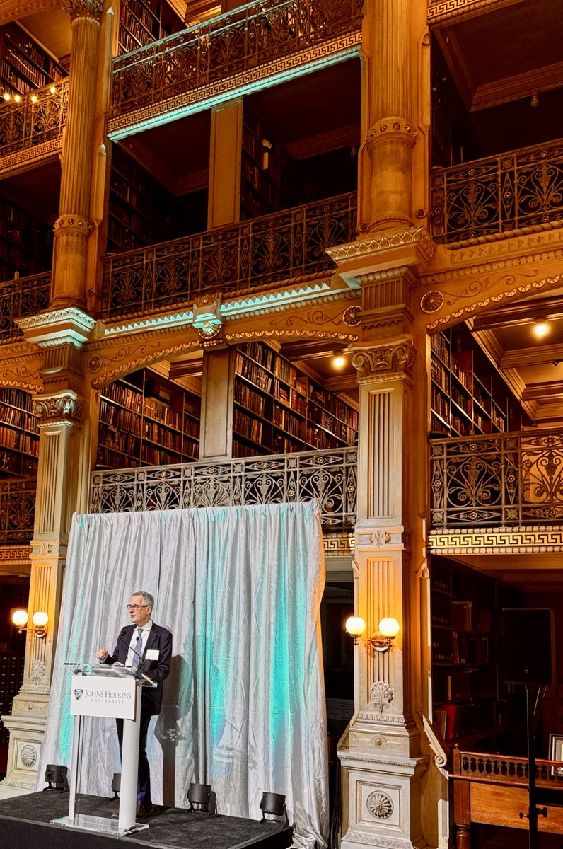 TinglongDai's tweet photo. The @JohnsHopkins Annual VPR Awards Celebration has become the Oscars of our research community — and there is much to celebrate. For starters, for the 44th year in a row, Hopkins leads the nation with a record-breaking $3.4 billion in research funding. 

Here is the inimitable @deniswirtz sharing his reflections with the incredible community at the iconic @george_peabody Library: