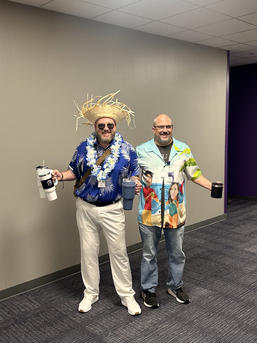 Can you guess what today was???? Yelp… Tourist Day! Our staff really went all out! 💜