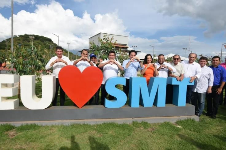 Sistema Único de Saúde (SUS) paródia tweet media