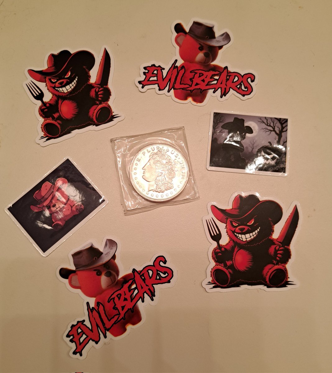 MagickCat75's tweet photo. Grab yourself a @Rough_Ryders @TheEvilBears. These rowdy furballs give you access to the #EvilBears trait group in the @Rough_Ryders discord. #MountUp, let's ride &amp; score some loot. I won myself some IRL silver! Looking forward to more heists 🤠. Thank you @GSEGDirtyMoney! 🩶 https://t.co/uVI8c2ycfm
