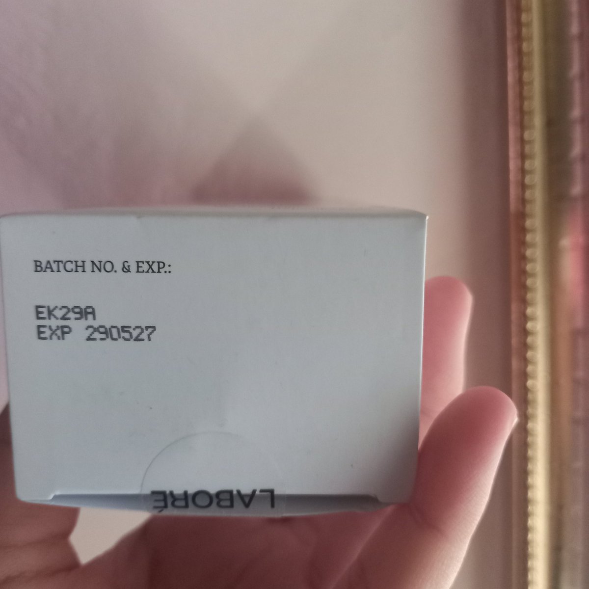 vousmevoue's tweet photo. WTS Labore Barrier Revive Cream 50 mL (baru, masih segel)

Price 125k

Beli di official store watson https://t.co/ysJzreHGWk