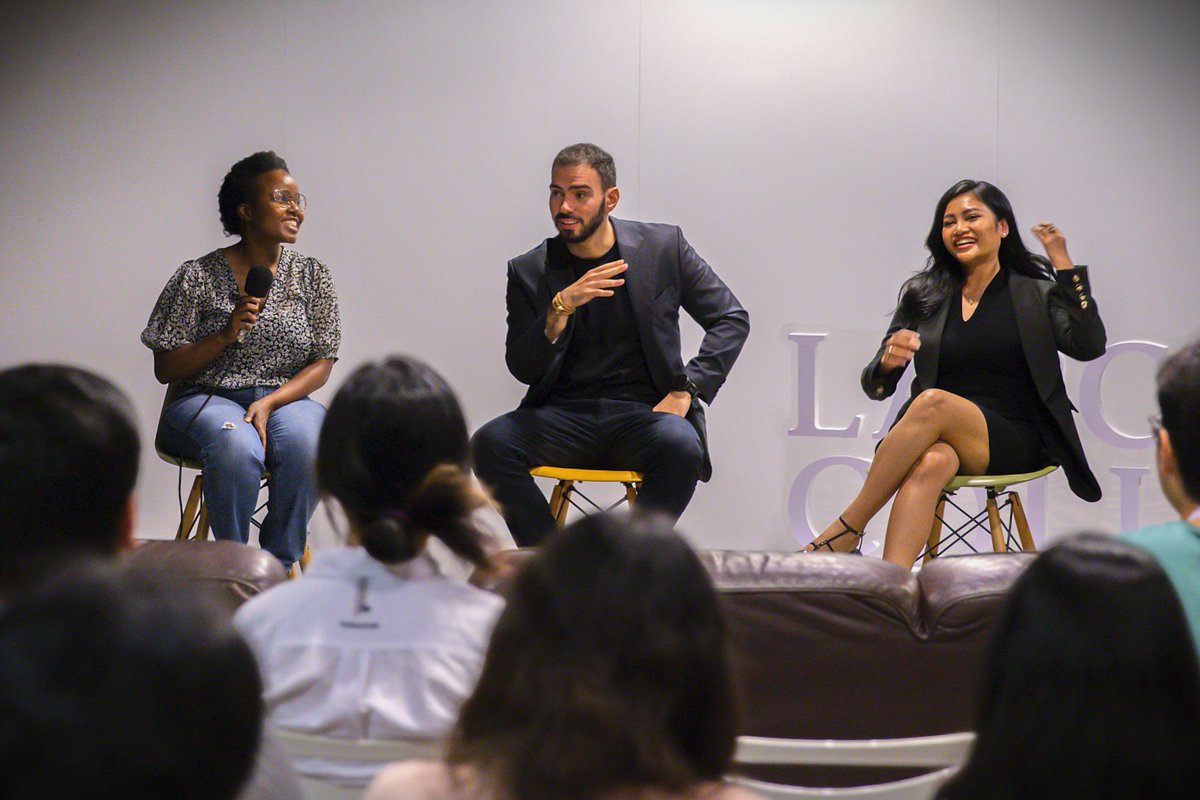 AsiaGInstitute's tweet photo. Our AGF2024 recently conducted a sharing session on entrepreneurship and innovation at Lap Chee College. They shared insights from their entrepreneurial journeys to assist students in navigating the opportunities and challenges associated with starting a new business. https://t.co/u2jEEdPeE1