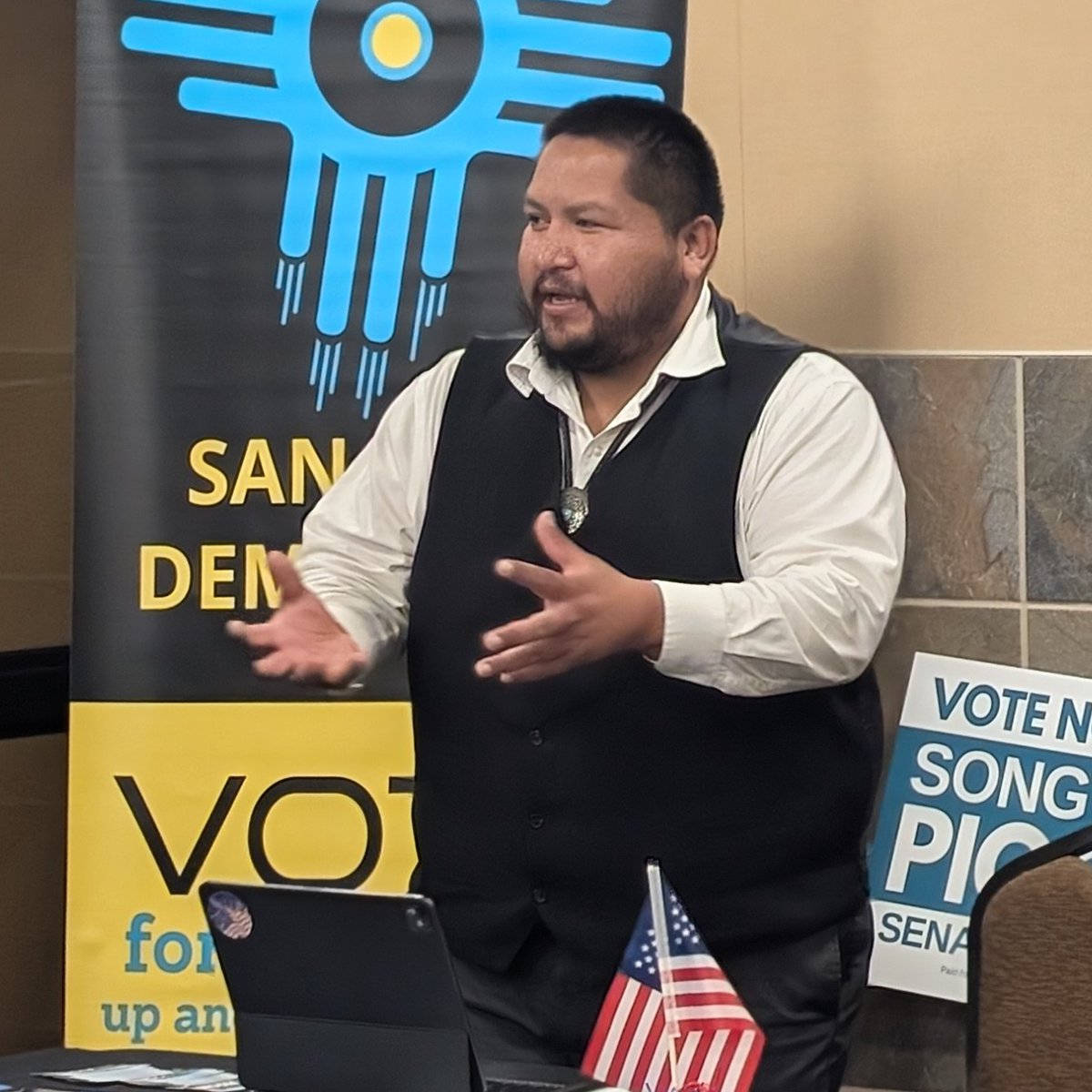 LostMapleNM's tweet image. Legislative @NMDEMS candidates in San Juan County spoke Thursday night at the Farmington Civic Center: @SongtreeP Pioche for Senate District 2 and @joseph2work Hernandez for House District 4. #KeepNMBlue #NMPol #NMLeg