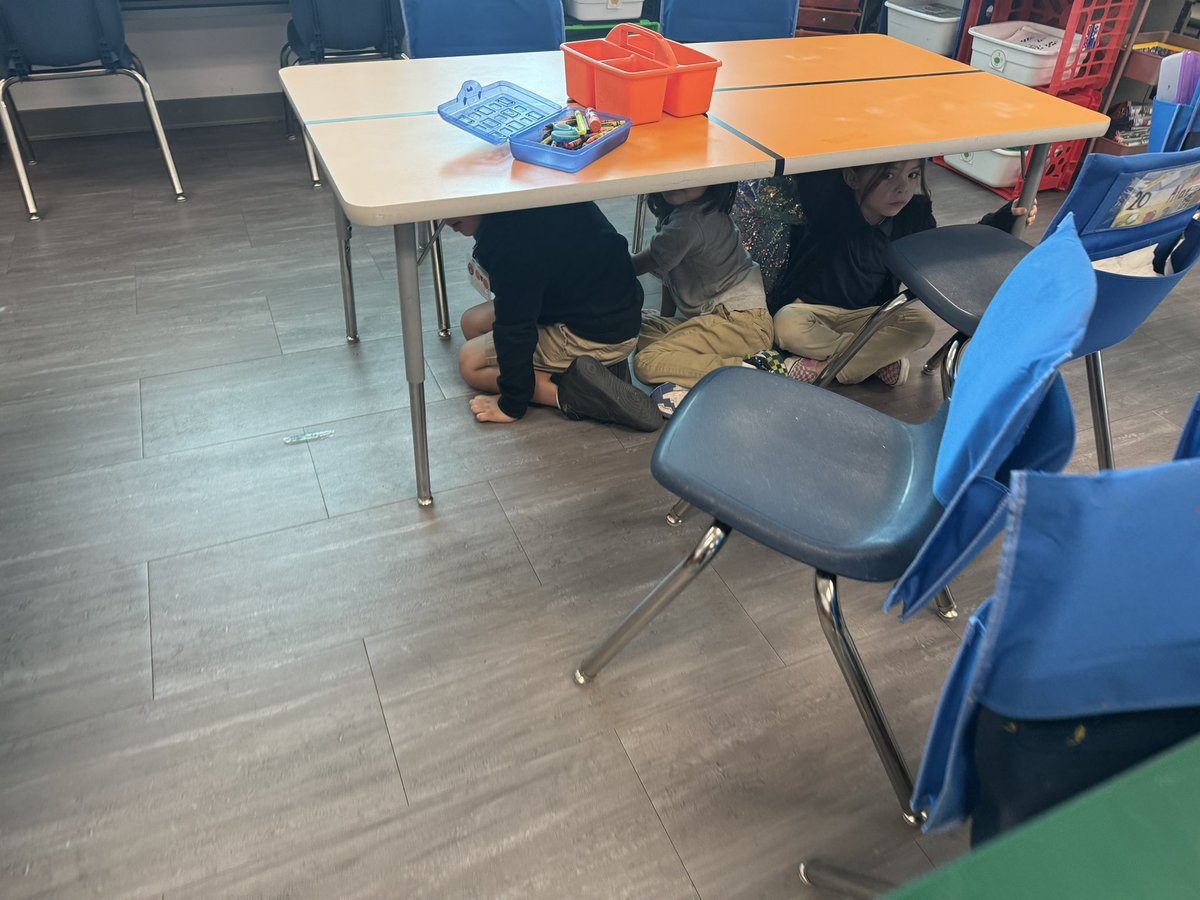 IFranco_CTES's tweet photo. Drop, cover, and hold on. The great shakeout. #CCIES #CIELOG #SHAKEOUT #AllIn #CTEBrighterTogether https://t.co/ZFze4DcHLI