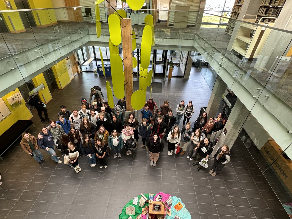Visited the #HarrisLearningLibrary <a href="/NipissingU/">Nipissing University</a> on October 16th. Staff were amazing!! Tour and “How to” research talk was valuable! Thank you so much from <a href="/wftrojans/">West Ferris SS</a> grade 11 English classes! <a href="/NearNorthDSB/">Near North District School Board</a>