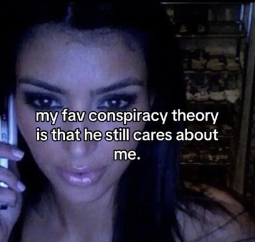 veyoncex's tweet photo. he’s been watching my tik toks buuuut he either changed his number or blocked me 🧍🏻‍♀️ https://t.co/Xgmb1LcyoL