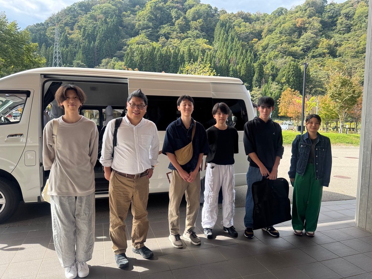 ICTKanazawa's tweet photo. 「全国高等専門学校プログラミングコンテスト」の課題部門に出場する1・2年生5名は会場の奈良県に向けて出発しました!いってらっしゃい!🔥✊🏻
#国際高専 #プロコン #高専プロコン #第35回奈良大会 #ict #internationalcollegeoftechnology #kosen #kosenjapan #programming #programmingcontest https://t.co/mG7eTyuxdP