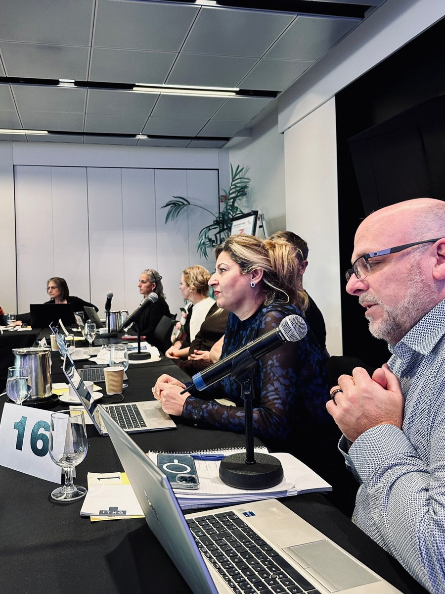 ✨ La première journée de la 114e réunion du Conseil fédéral se termine! Depuis 1991, c’est cette instance qui prend les décisions cruciales sur la manière dont nous portons notre mission. Un espace vital de discussions et de débats entre nos syndicats et associations! 💬🎓