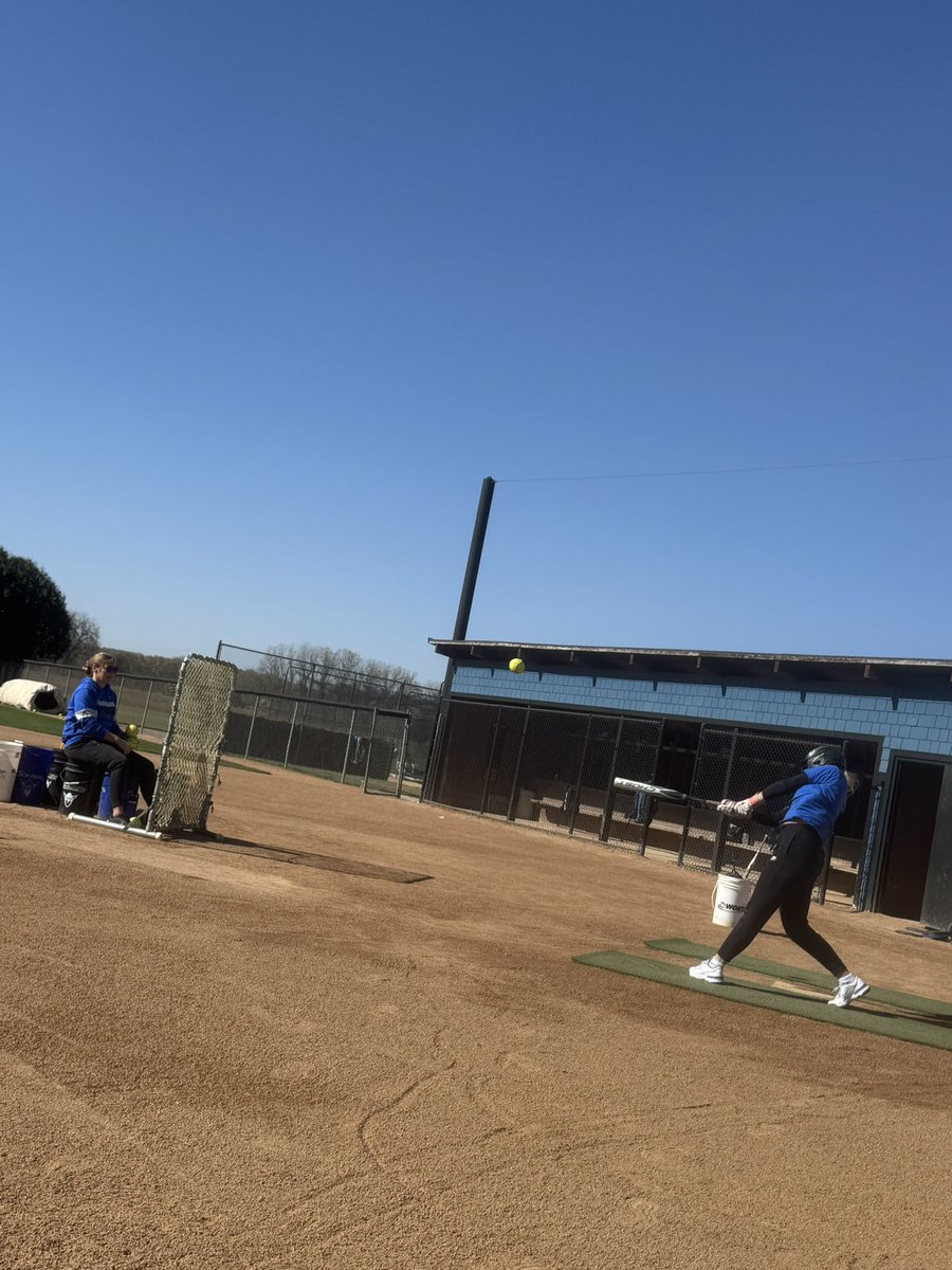 NorseSoftball's tweet photo. We are so lucky to call her our Teri 💙requesting a 10+hour day at the stadium to make sure the hitting groups are small and the attention to detail for each of our girls’ swings is individual and unique. #LCSB https://t.co/N3dz76bJZ6