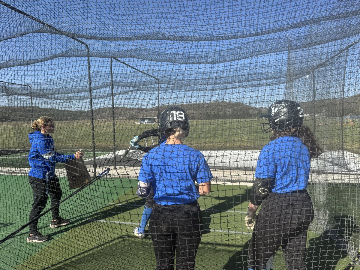 NorseSoftball's tweet photo. We are so lucky to call her our Teri 💙requesting a 10+hour day at the stadium to make sure the hitting groups are small and the attention to detail for each of our girls’ swings is individual and unique. #LCSB https://t.co/N3dz76bJZ6