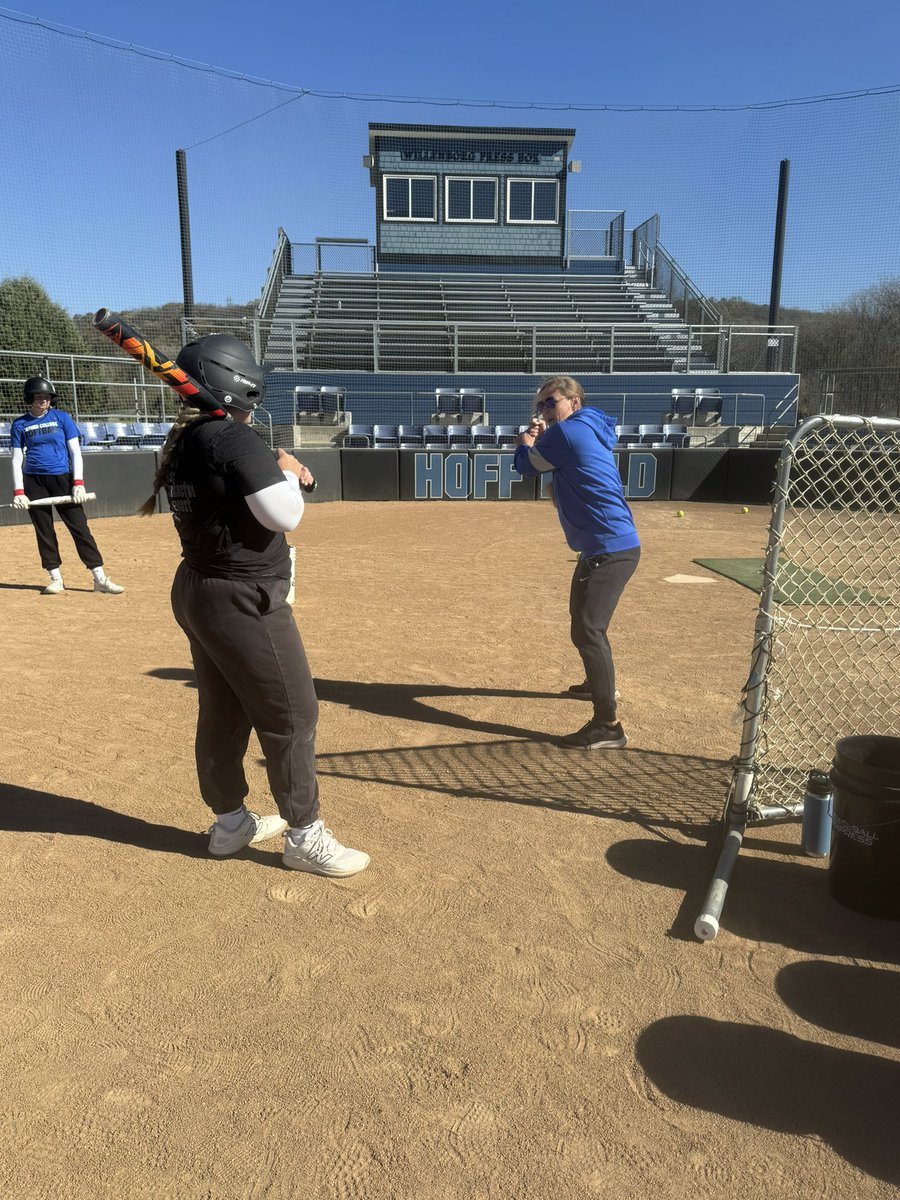 NorseSoftball's tweet photo. We are so lucky to call her our Teri 💙requesting a 10+hour day at the stadium to make sure the hitting groups are small and the attention to detail for each of our girls’ swings is individual and unique. #LCSB https://t.co/N3dz76bJZ6