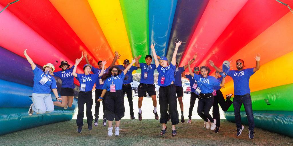 Be part of the Student Ambassador Leadership Program 🤩 
⭐ Take part in school expos for prospective students
⭐ Help with events, academic workshops and expos
⭐ Be part of marketing campaigns
⭐ Receive personal development and networking opportunities

uwa.qualtrics.com/jfe/form/SV_6m…