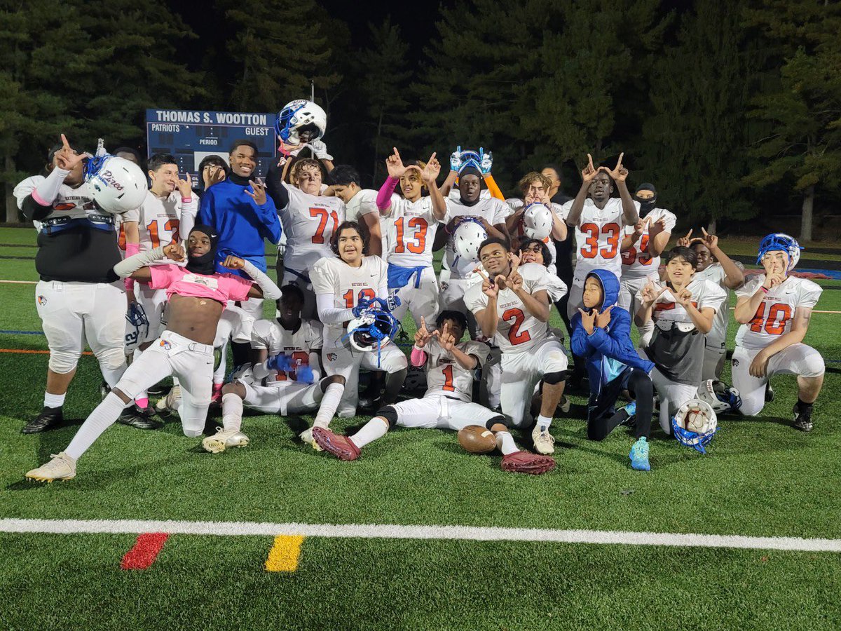 Coach_Steven's tweet photo. Great WIN today….Watkins Mill JV Rines vs Wootton. 14-8.  The “D” w/ 3 interceptions and much team pressure and not to mention the “O” w/ QB Lester Walker leading the charge w/ RB Damein Campbell at his side, the win was needed and deserved. 
Way To Compete Boys!!!! https://t.co/kteW42uIdm