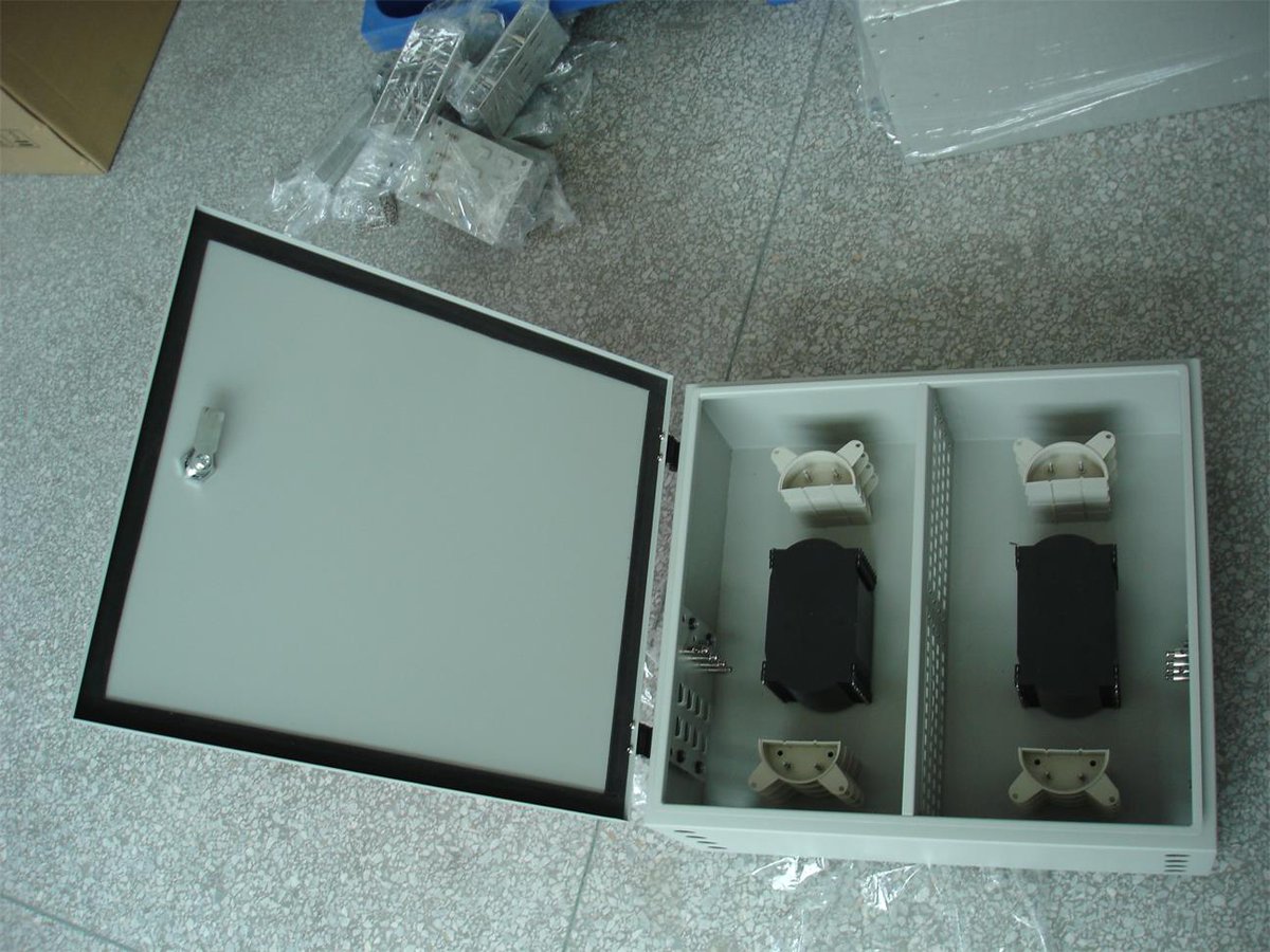 FanLaura3's tweet photo. ODF-OW96A
Outdoor Wall-mount Fiber Optic Distribution Frame is mainly used for connecting the outdoor optical cables, optical patch cords and optical pigtails. It can be wall mounted or pole mounted, and facilitates the test and refit of the lines. https://t.co/FSS7VGrXiO