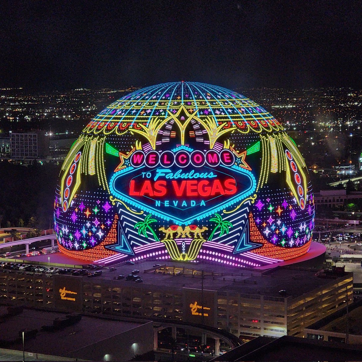 All packed and ready to fly tomorrow! See you all going to #cap2024 in Vegas!!! 🥳🎉🎉🎉
(Yes I was just there a few weeks ago hence the Sphere photo 😂)