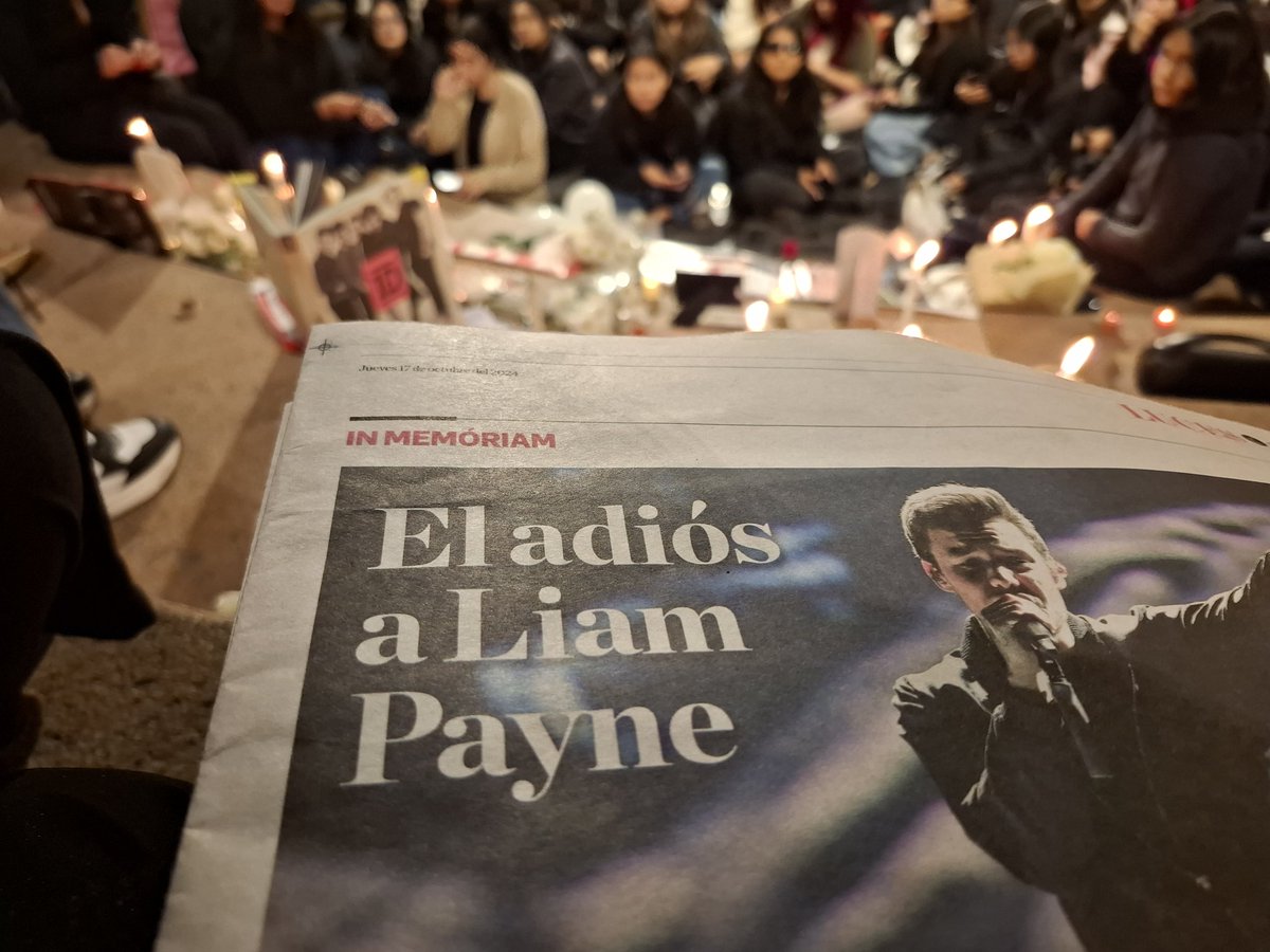 1DOficialPeru's tweet photo. Muchas gracias a todas las personas que asistieron hoy al pequeño homenaje de Liam Payne 🤍🕊 lo vamos a tener siempre en nuestros corazones. Gracias por todas las sonrisas Liam, gracias por todo. https://t.co/iemZlHDtwM