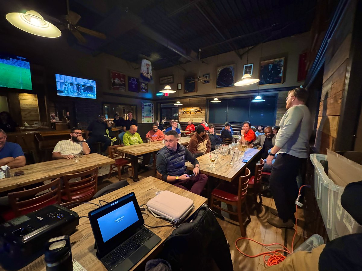 npagliaro1's tweet image. Thank You, HDSA Match Officials! 

We had a fantastic time at the Match Official Appreciation Night at Kelseys in Orillia! A huge thank you to all our dedicated officials for your hard work this season. We couldn’t do it without you thank you for everything!