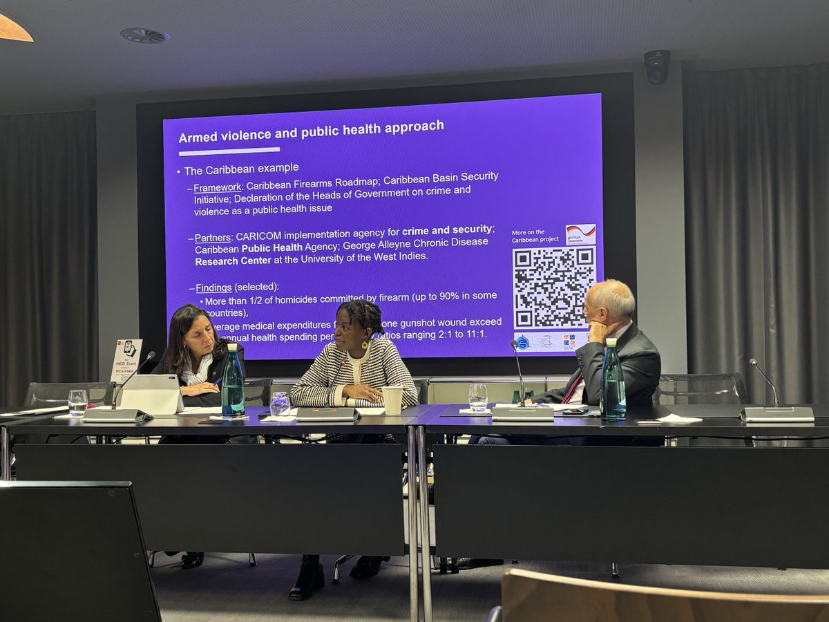 UNODA Geneva (@oda_geneva) on Twitter photo Yesterday’s #GPW panel brought together the #peace and #armscontrol community.
Our <a href="/MelanieRegimbal/">Melanie Regimbal</a> joined <a href="/SmallArmsSurvey/">small arms survey</a>, <a href="/GVAGrad_CCDP/">CCDP</a>, <a href="/SwissMFA/">Swiss MFA</a>, and CENSS to discuss the evolution of #SmallArmsControl and future priorities to prevent #conflict and reduce armed #violence. Yesterday’s #GPW panel brought together the #peace and #armscontrol community.
Our <a href="/MelanieRegimbal/">Melanie Regimbal</a> joined <a href="/SmallArmsSurvey/">small arms survey</a>, <a href="/GVAGrad_CCDP/">CCDP</a>, <a href="/SwissMFA/">Swiss MFA</a>, and CENSS to discuss the evolution of #SmallArmsControl and future priorities to prevent #conflict and reduce armed #violence.