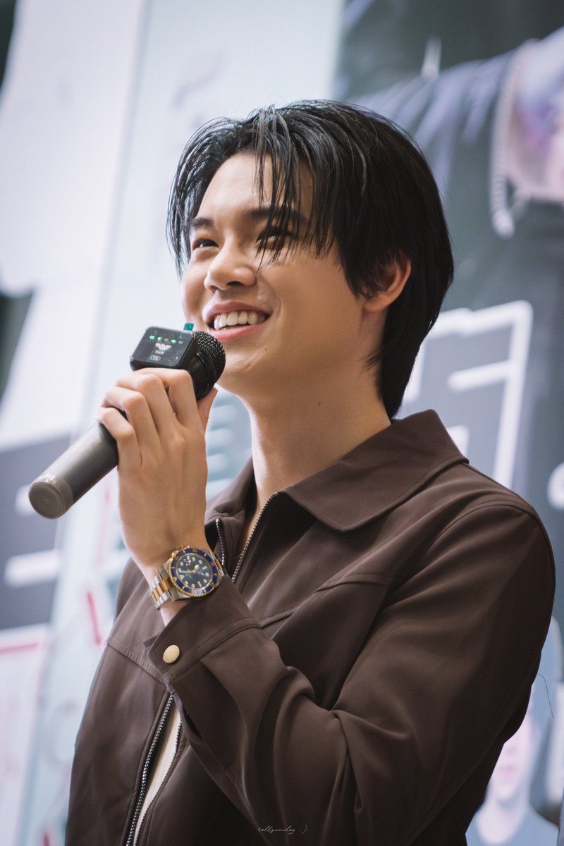 rollsanalog7's tweet photo. 17.10.2024        ดวงตาเป็นประกายได้จับสาววาย 🌟

#JACKANDJOKERxFANDOMLIVE 
#yinyin_anw ; @yinyin_anw https://t.co/uAMbTn2cnJ