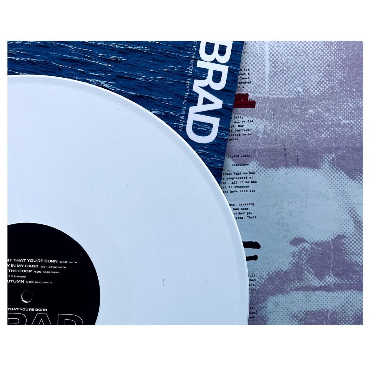 mylegendvinyl's tweet photo. Loving the heartfelt melodies of Bradโs "In The Moment That Youโre Born" ๐ถโจ
๐ธ ig: high_mill_vinyl
#collectionvinyl #lovevinyl #vinylmusic #vinylcollectors #vinyllife #recordcollectionpost #recordlover #igvinyl #recordscollection #recordscollector #vinylrecords #instarecords https://t.co/mqPJ2ZKNcZ