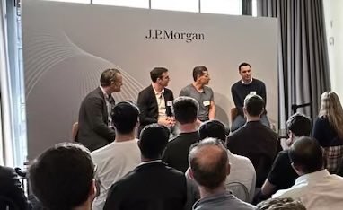 Shahin Farshchi (@farshchi) on Twitter photo Investing in deep tech is more about just betting on getting it to work (hard), but rather building a monopolistic business around it (really hard)
Fantastic panel with my partner <a href="/WillBruey/">Will Bruey</a> and friend <a href="/codybronkar/">Cody Bronkar</a> <a href="/AFWERX/">AFWERX</a> hosted by <a href="/jpmorgan/">J.P. Morgan</a> #LATechWeek Investing in deep tech is more about just betting on getting it to work (hard), but rather building a monopolistic business around it (really hard)
Fantastic panel with my partner <a href="/WillBruey/">Will Bruey</a> and friend <a href="/codybronkar/">Cody Bronkar</a> <a href="/AFWERX/">AFWERX</a> hosted by <a href="/jpmorgan/">J.P. Morgan</a> #LATechWeek