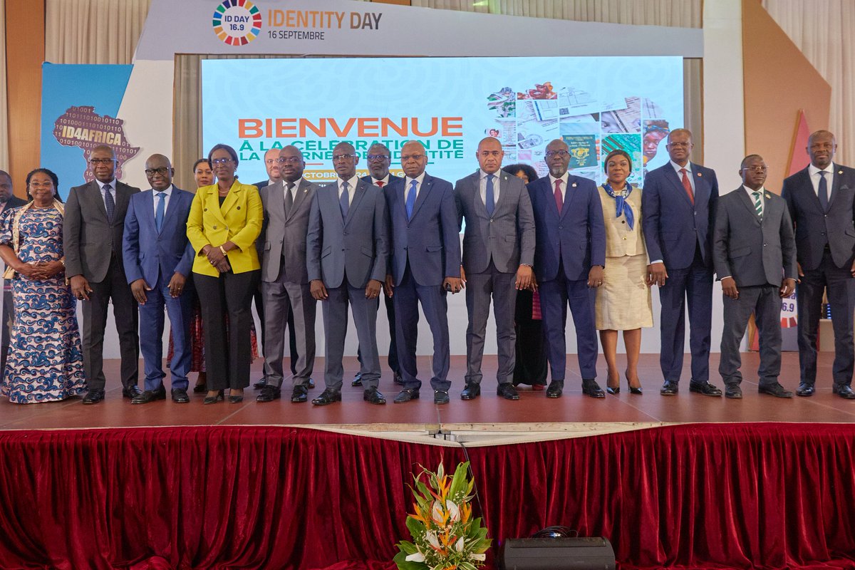 .*CÉLÉBRATION DE LA JOURNÉE DE L’IDENTITÉ*

La Côte d'Ivoire a célébré ce jeudi 17 octobre 2024, à l’Espace Latrille Events des II Plateaux, la Journée de l'Identité.
Cet événement marquant présidé par le Gal Vagondo DIOMANDÉ, Ministre de l’Intérieur et de la Sécurité, a réuni