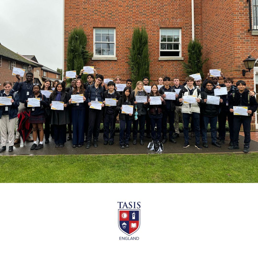 tasisengland's tweet image. Congratulations to the 55 students who participated in @ukmathstrust’s Senior Mathematical Challenge. Four #TASISEngland students achieved a Gold 🏅certificate and one will advance to the prestigious British Mathematical Olympiad!
#InternationalSchool #UKMT