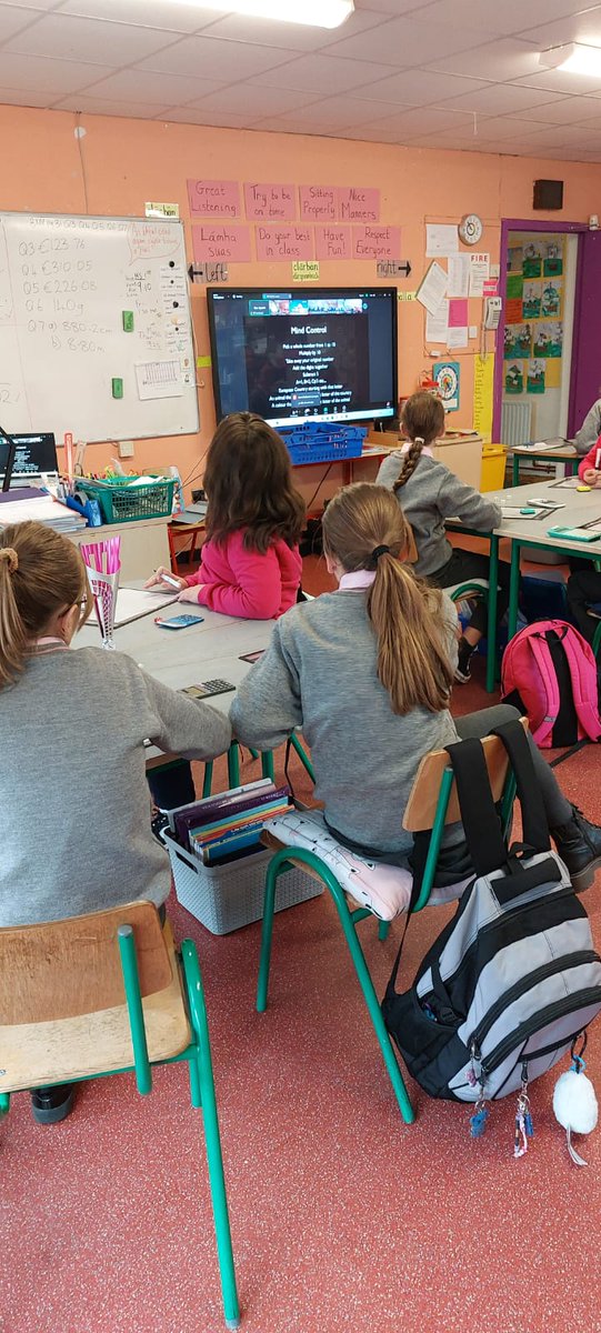 TogherGirls's tweet photo. All eyes on the screen for #MagicalMaths.🙂
Tuesday at 10 a.m. during @mathsweek Ms.Quinn's 5th @TogherGirls put down their pens and explored the role of Maths in magic.#IUseMaths. @PDSTSciences @OidePrimarySTEM @cork_cesc #togher https://t.co/0CJtV57LNm