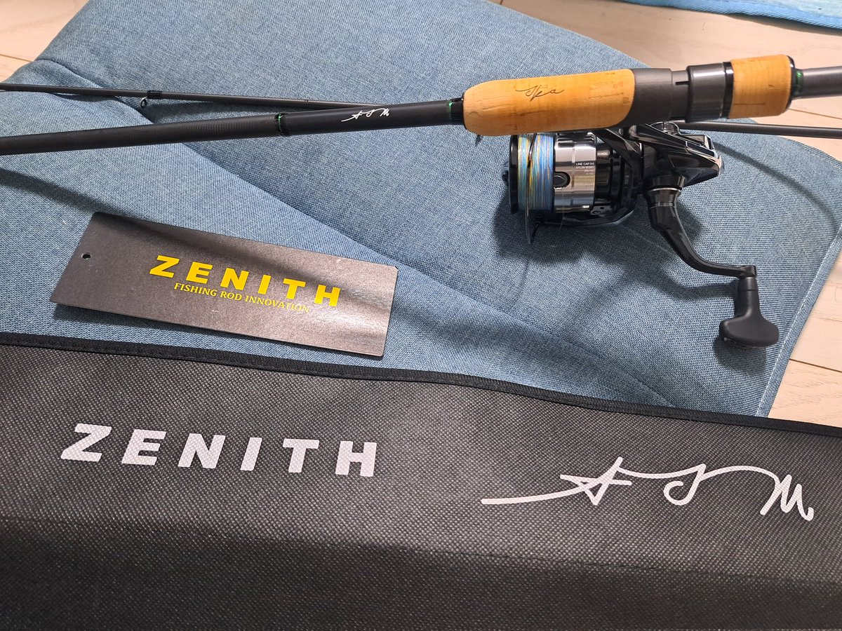シマウマさん、エギングニューロッド。 ZENITH AIM 86M 77グラム