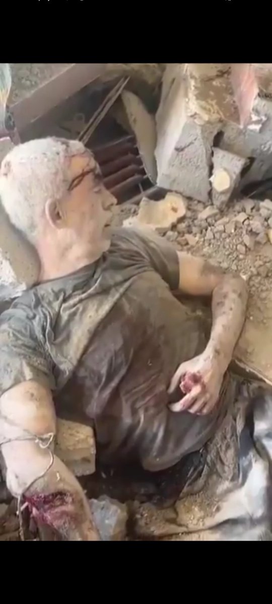 ebulmevdudi's tweet photo. İsmi ordulara korku salardı
Düşman saflarına yalnız dalardı
Özgür bir Filistin hedefi vardı
Aksa'nın şehidi Yahya SİNVAR

İzzetli adamdı,cesurdu,mertti
Kılıçtan keskndi,çelikten sertti 
Katil İsrail'in başına dertti
Aksa'nın şehidi Yahya SİNVAR

-Daha söyleyecek çok sözümüz var https://t.co/tIASfRHOeV