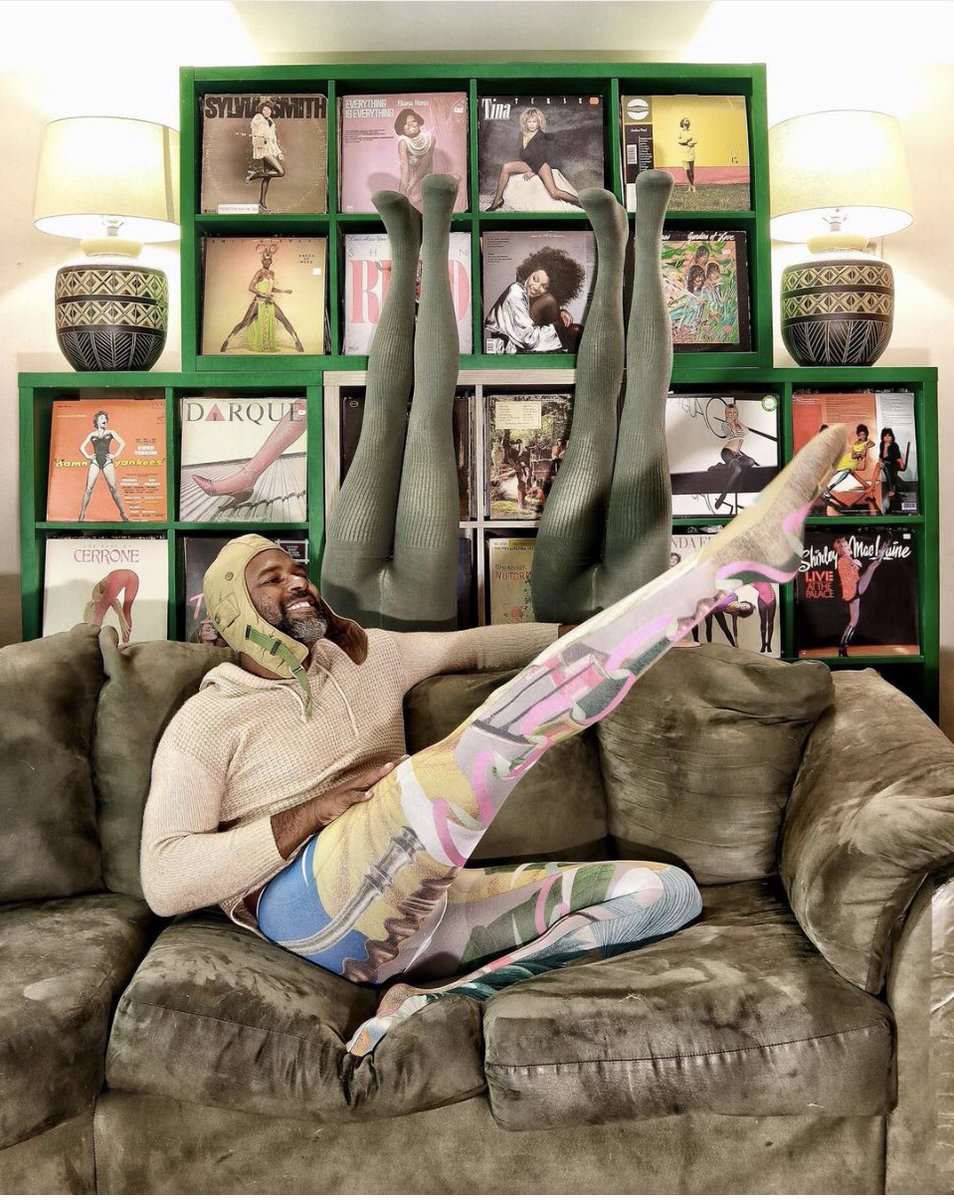 tokone3's tweet photo. We are very happy to see that tokone super user, Chicago jazzman Junius Paul, has uploaded a nice photo of himself wearing the tights. 🎶We are very happy to be able to connect with people around the world using tights as a tool. 🌈Arigatokone❣️【Izumi Kawai✖︎tokone 】tights https://t.co/rnMAnJSvFn