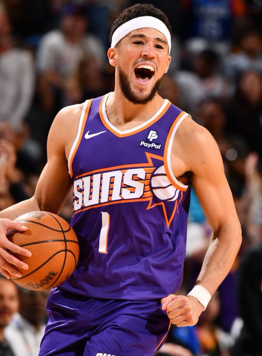 Devin Booker at the half: 
20 points
1 rebound 
2 assists
3/4 from three 🔥 
64% fg

In 14 minutes

Here for the MVP leap year