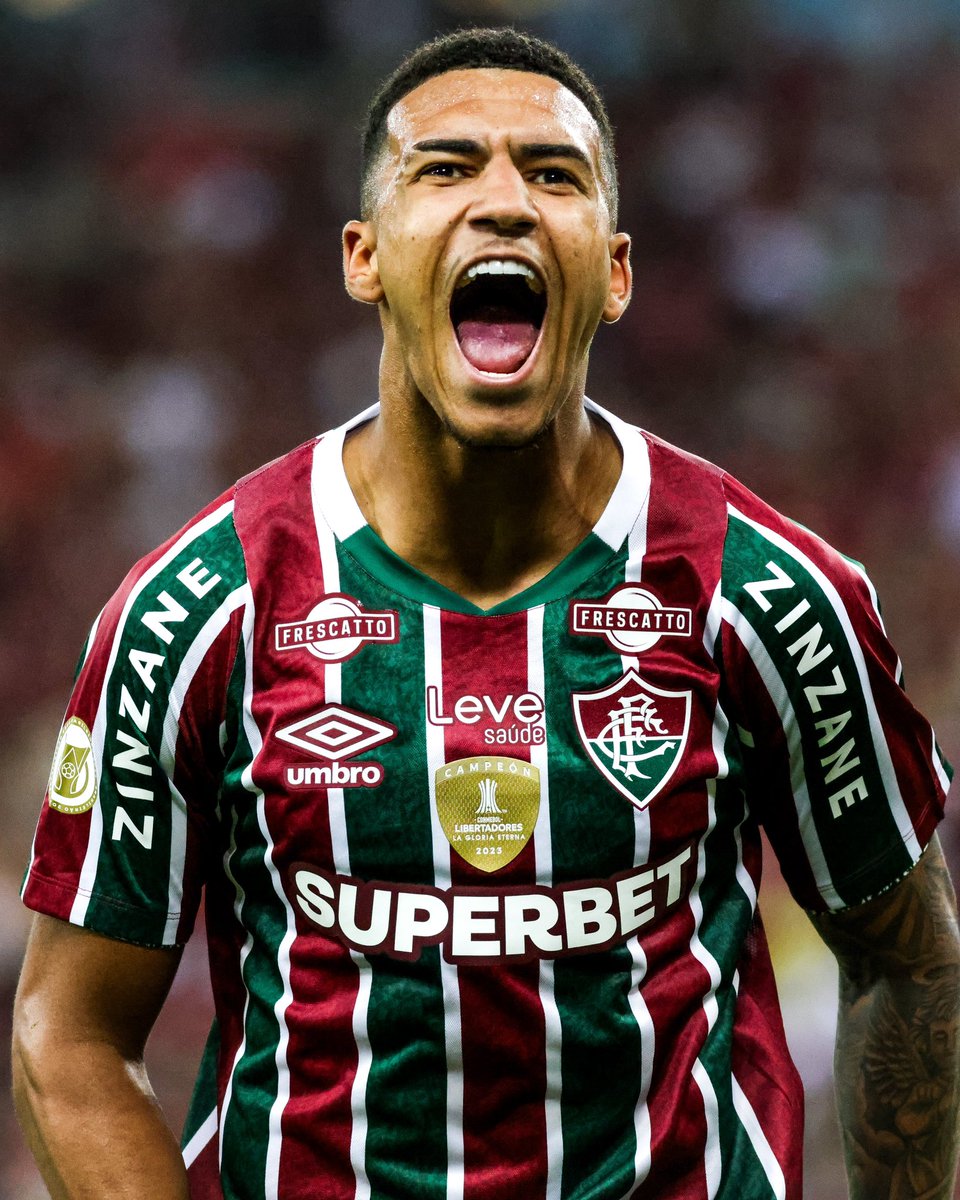 kauaaelias's tweet image. É normal...