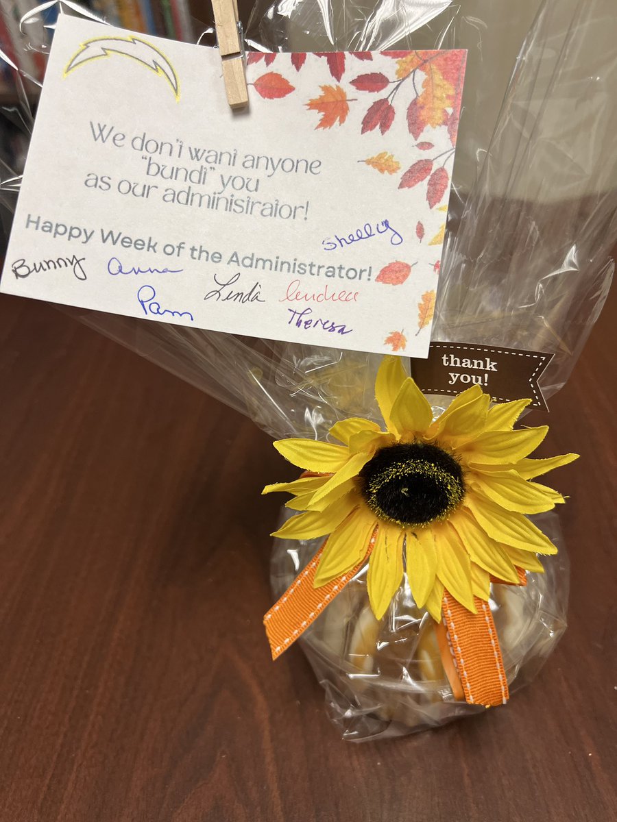 I’m so grateful to the amazing Wilcox team. What a joy it is to get to work with this amazing group of people. ❤️🍰
#SCUSDproud
