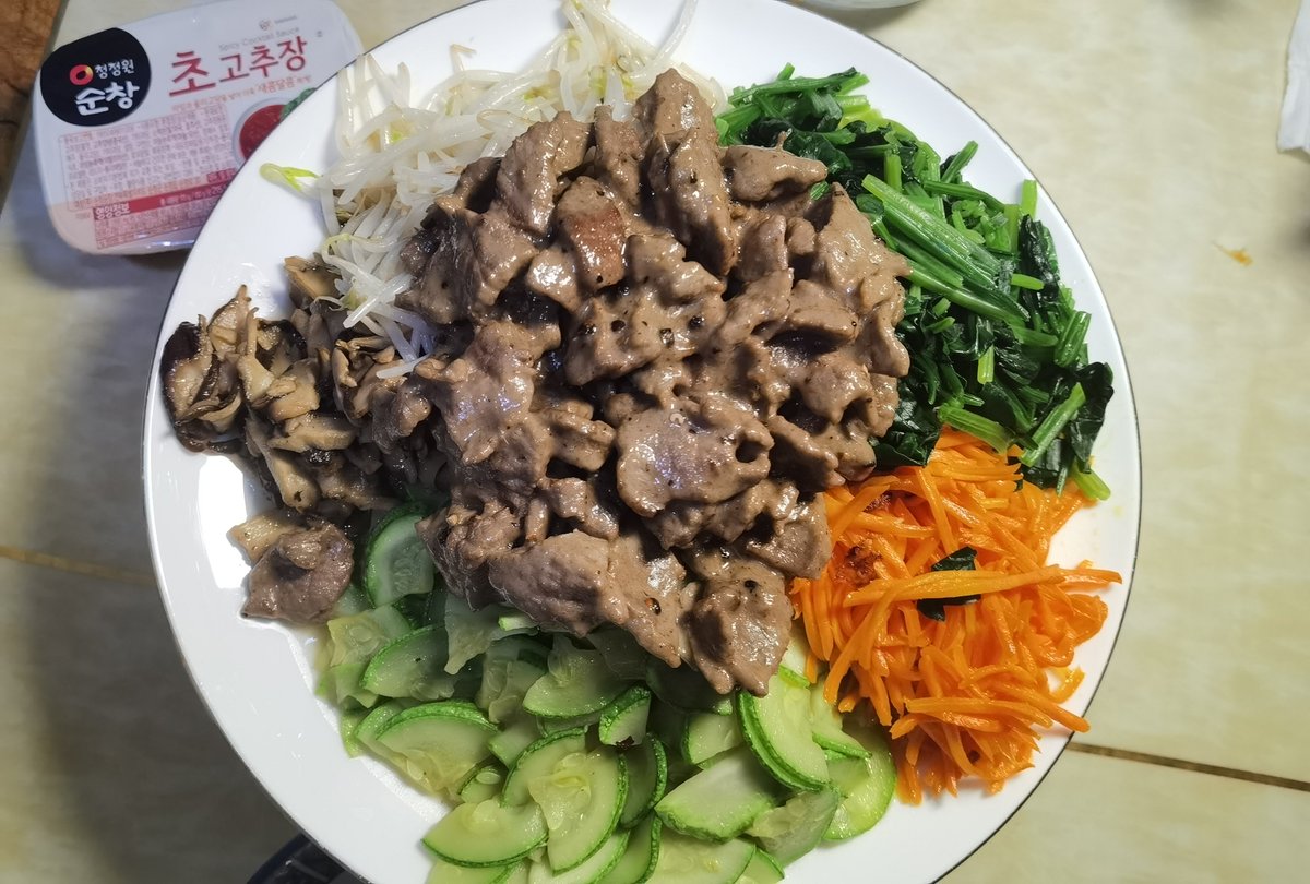 饿了吗？来一口！😁