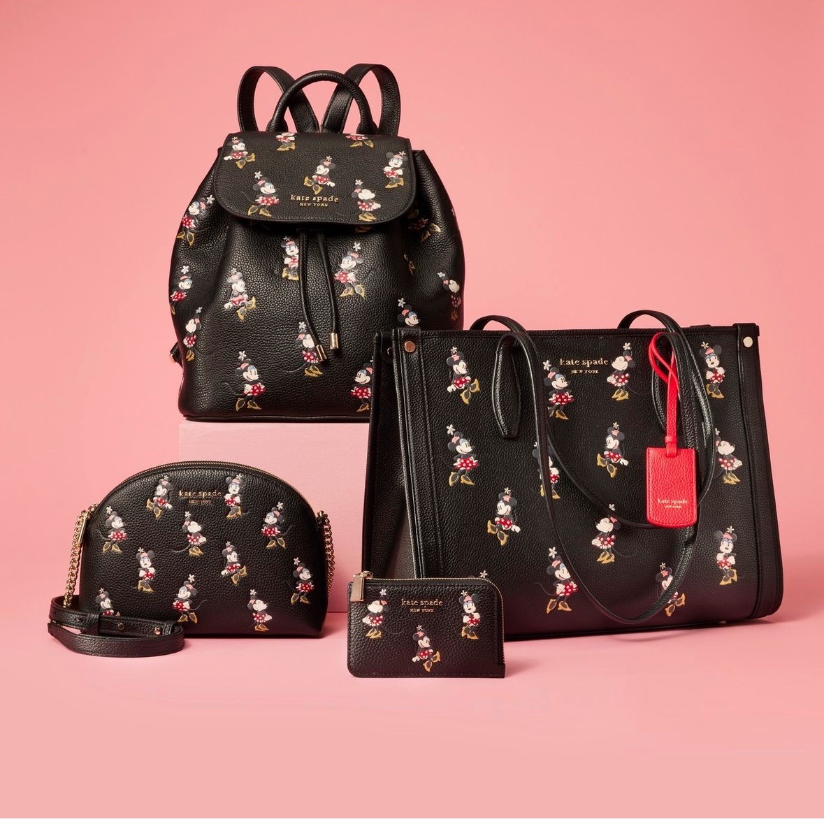 FunkoPOPsNews's tweet photo. Disney announced this cute set of Macys Day Parade Balloon pieces! With Minnie Loungefly Backpack, Crossbody Bag and ears! #FPN #FunkoPOPNews #Funko #Loungefly #MadEngine #Fly #FunkoXLoungefly #Disney #Backpacks https://t.co/bPhC3DjeF4