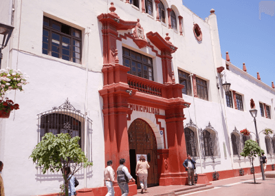 MiRadiols's tweet photo. Luis Henríquez asume como Alcalde Subrogante de La Serena https://t.co/KD41K7AGgZ https://t.co/DCpFHwoDF5