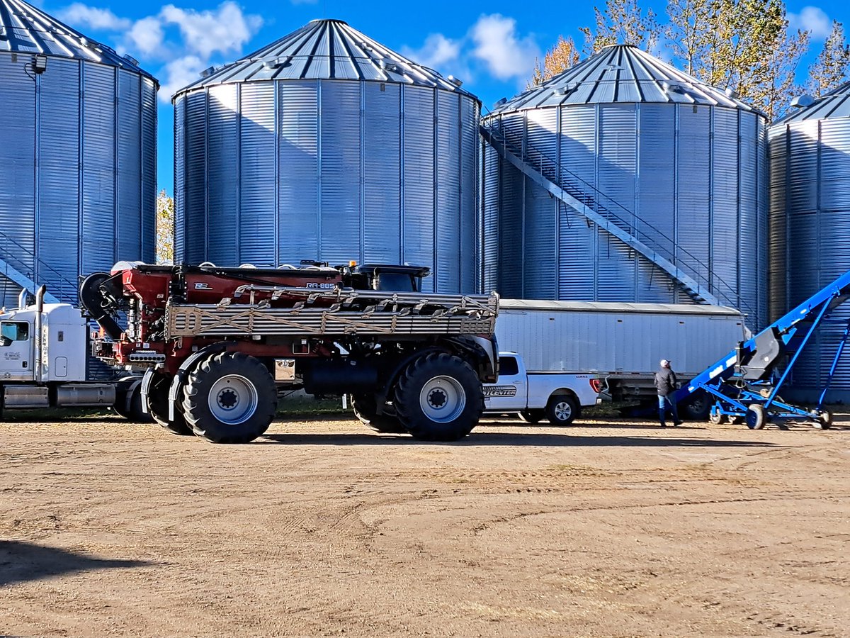 Kirk DeCooman (@decooman_kirk) on Twitter photo RBR Venturi demo in Saskatoon area last couple days
<a href="/GreenLea_Ag/">Green Lea Ag Center</a>
@TingleysHC
<a href="/rbrenterprise/">RBR Enterprise</a>
<a href="/SalfordGroup/">Salford Group</a> RBR Venturi demo in Saskatoon area last couple days
<a href="/GreenLea_Ag/">Green Lea Ag Center</a>
@TingleysHC
<a href="/rbrenterprise/">RBR Enterprise</a>
<a href="/SalfordGroup/">Salford Group</a>