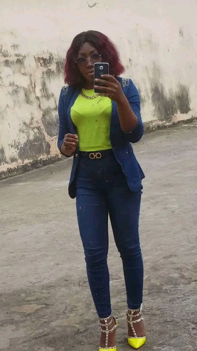 PhonematicFest's tweet photo. Yvana Laetitia Ngonoah Befolo
[ Candidature 0136 | Miss Phonematic 2024 | https://t.co/pcO6eWyvjN ]

Occupation:
Étudiante et vendeuse en ligne
Adresse:
Odza borne 12, Yaounde , Cameroun

#Phonematic https://t.co/U3duQ9YDmH