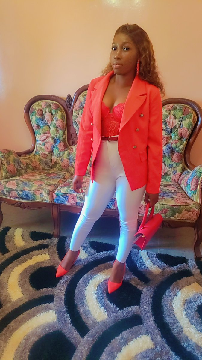 PhonematicFest's tweet photo. Yvana Laetitia Ngonoah Befolo
[ Candidature 0136 | Miss Phonematic 2024 | https://t.co/pcO6eWyvjN ]

Occupation:
Étudiante et vendeuse en ligne
Adresse:
Odza borne 12, Yaounde , Cameroun

#Phonematic https://t.co/U3duQ9YDmH