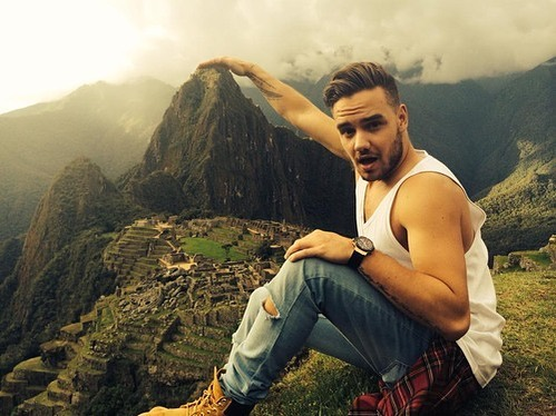 aameli27's tweet photo. Solo queda recordar los momentos más felices y hermosos que nos has regalado en estos años. En nuestra memoria y corazón vivirá el Liam que nos sacó una sonrisa. Les mando un fuerte abrazo a todas las directioners del mundo y a su familia. 
#RIPLiamPayne https://t.co/ApluXNqaWd