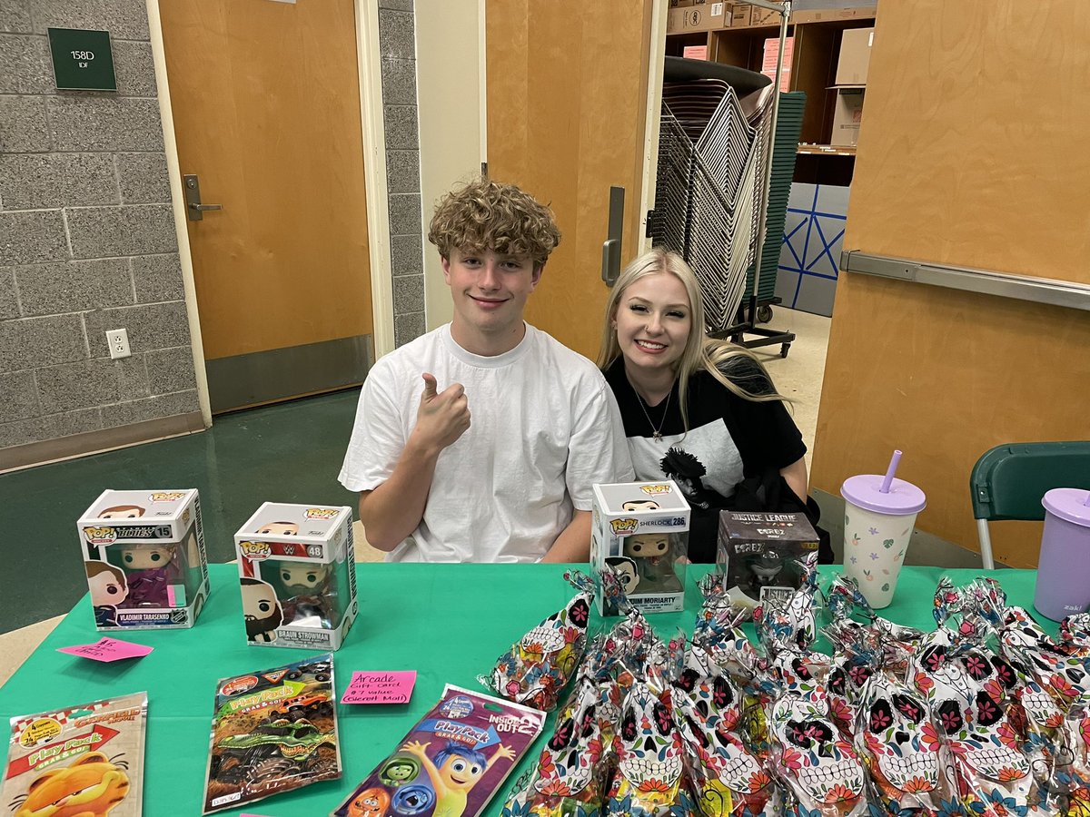 @EPS_EvergreenMS (@eps_evergreenms) on Twitter photo Bingo and Lotería night at Evergreen. An annual tradition. So much fun for our families!
<a href="/EPS_Region1/">Cathy Woods</a> <a href="/EverettSchools/">Everett Public Schools.WA</a> Bingo and Lotería night at Evergreen. An annual tradition. So much fun for our families!
<a href="/EPS_Region1/">Cathy Woods</a> <a href="/EverettSchools/">Everett Public Schools.WA</a>