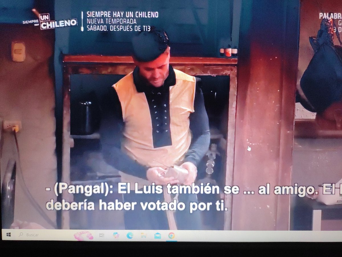Y el wn dice: la fallon debió votar por Rai 🤣🤣🤣🤣🤣 el ql cara de raja po #GanaroServir13 #GanaroServir #PanchoCabezaDeWea