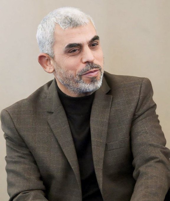 إلارحاب الشهداء أباء ابراهيم
نلت ماتتمناة وهكذا تموت الأبطال فهنياً لك الشهادة ولا عزاء لأشباة الرجال