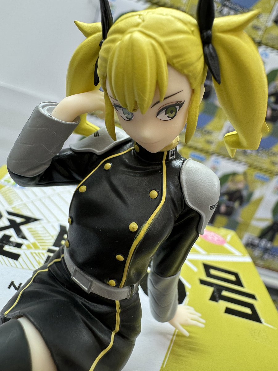 怪獣8号 ちょこのせプレミアムフィギュア “四ノ宮キコル” 投入完了