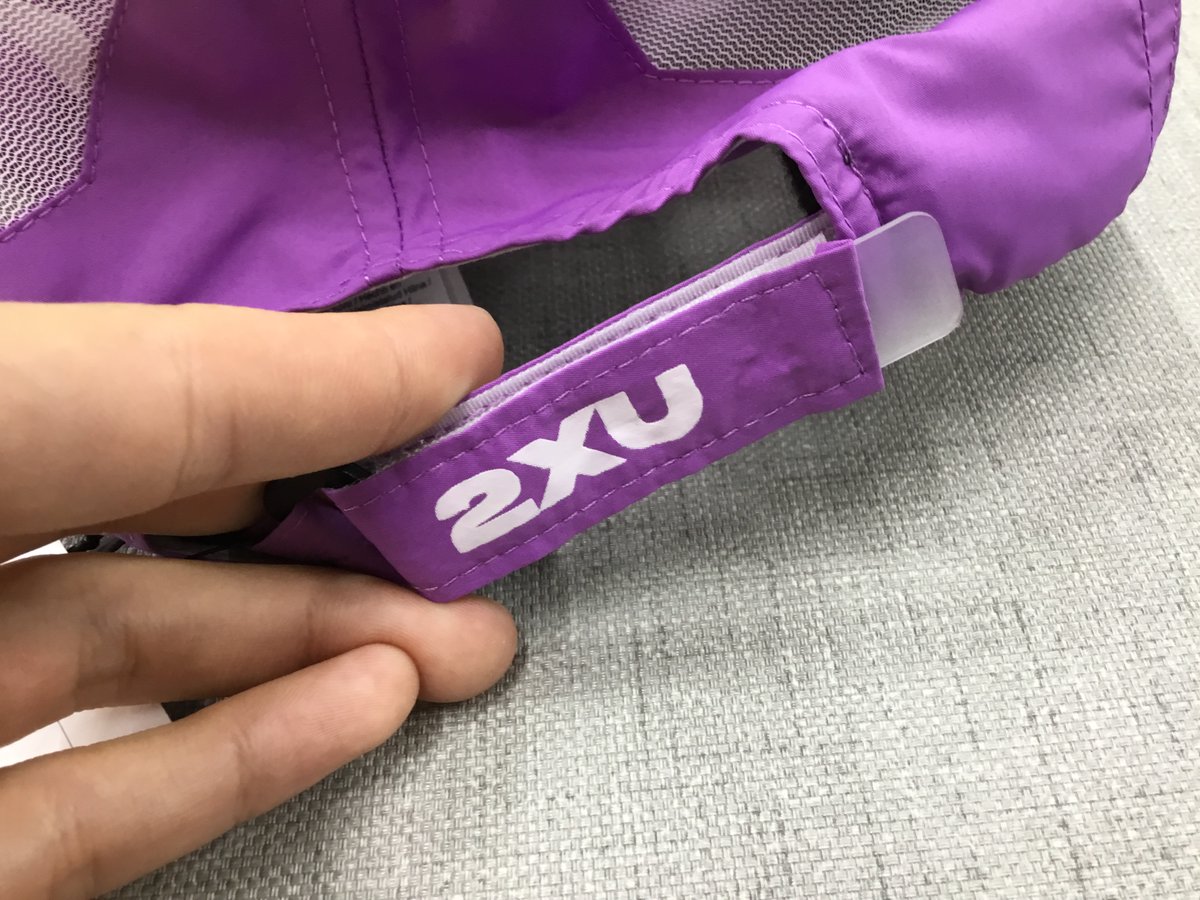 Ishii_Kofu's tweet image. 🧢

#2XU(#ツータイムズユー)

軽量ランニングキャップが入荷✨

頭部はメッシュ素材で通気性抜群🌪️
カラーも豊富なのも嬉しい☺️

ワンサイズですが、
後部のストラップで調整も可能👍

プレゼントにもおすすめ🎁

ぜひ店頭でお試しください‼️

#石井スポーツ
#アートスポーツ
#ランニング
#マラソン
