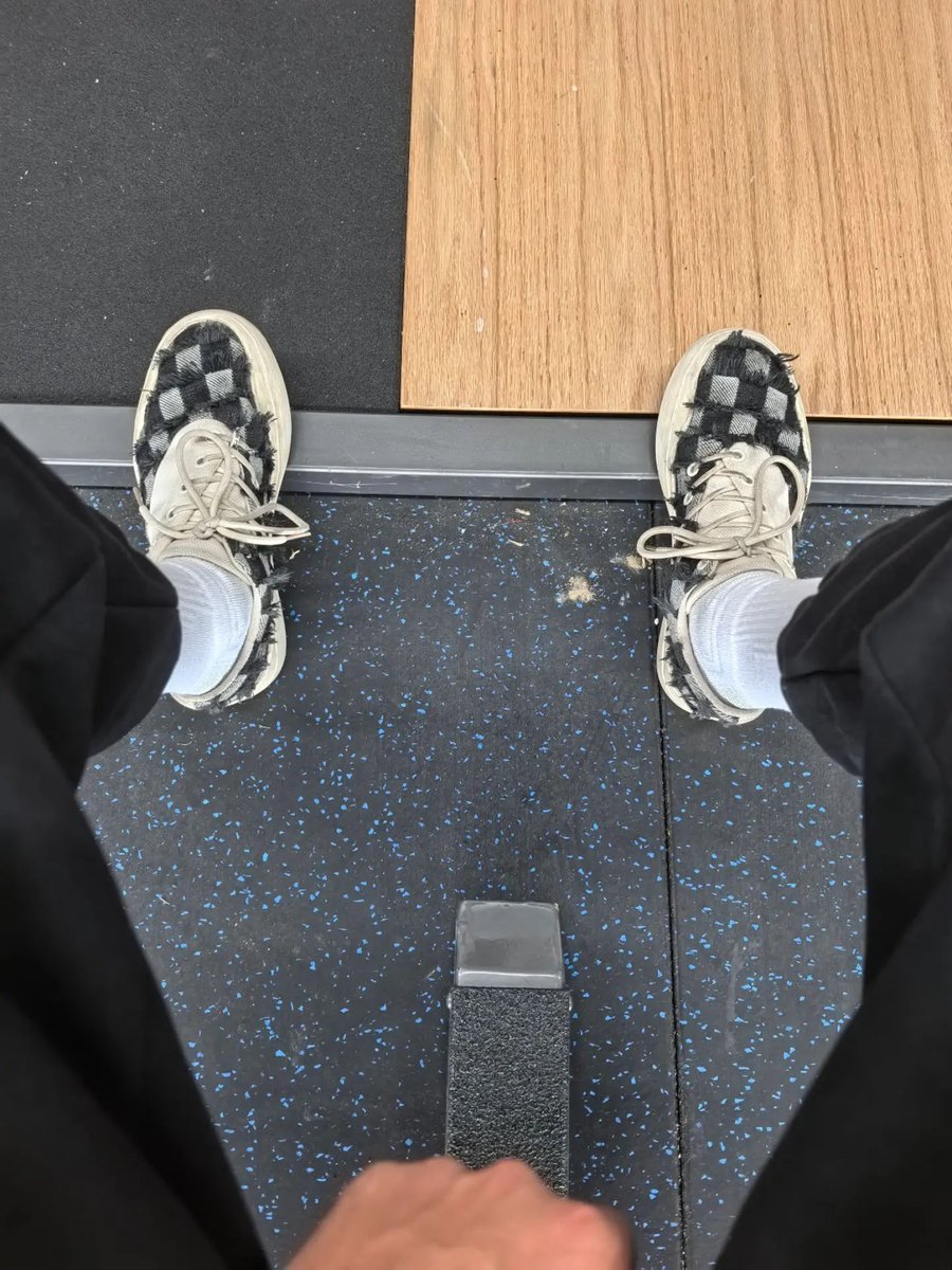 不要去试图讨好任何人！

#健身 #運動 #體育生 #top #fyp #龙龙