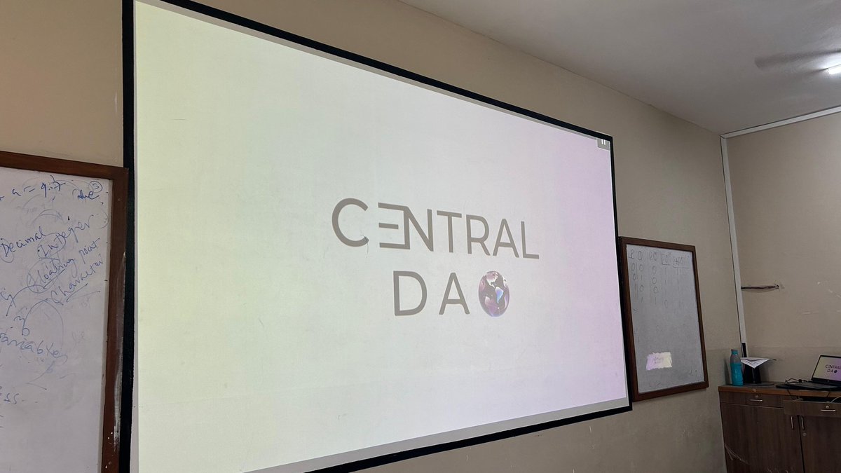 dhvanil_patel_9's tweet photo. 🌞 GM, peeps! 🚀 We're live at @ParulUniversity for #RoadToDevcon, powered by @Central_DAO &amp; organized by @tinkeringhub 🤩 Learning about the future of #Web3 and feeling the energy 💻 #Web3Community #EthereumDeveloper https://t.co/rcfKsLuu6Y