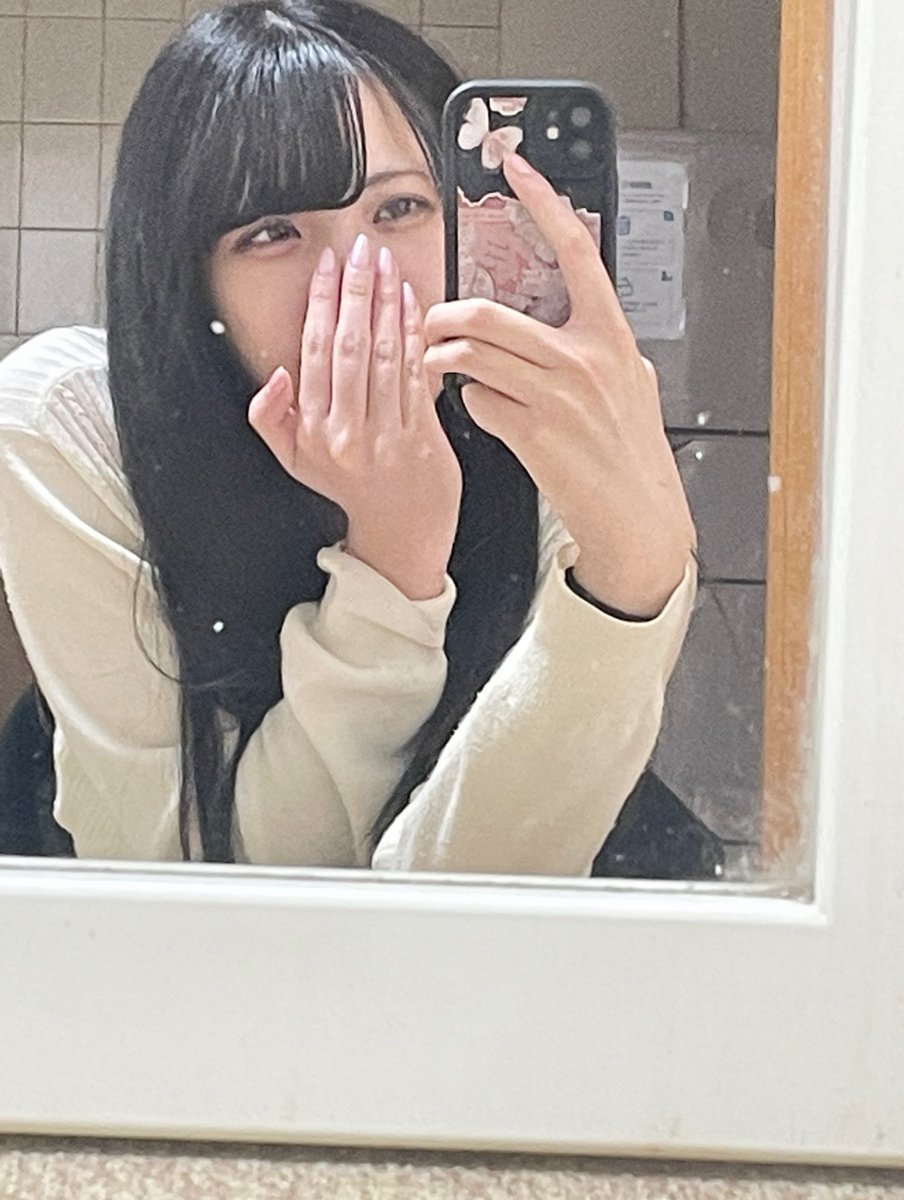 pwv___'s tweet photo. 一緒に寝てくれる人どこ？ https://t.co/p5NKrGi4oq