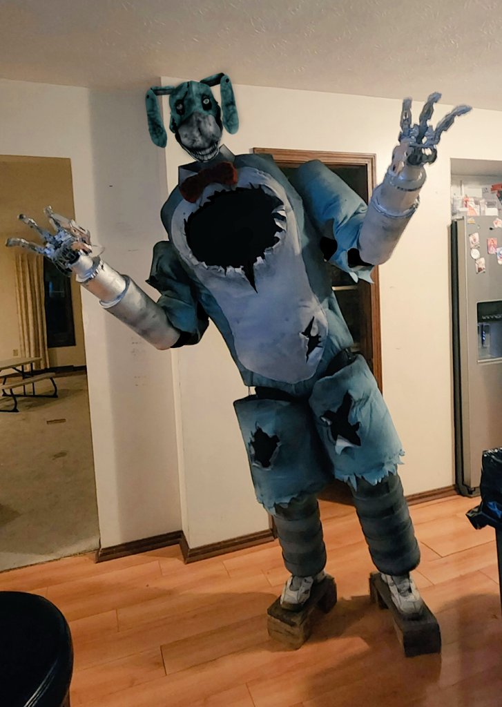 AdemwolfG's tweet photo. The Walten Files Bon cosplay wip concept with head attachment. #TWF #twf4 #TheWaltenFiles #Horror #cosplay https://t.co/zdCuZ1YIrJ